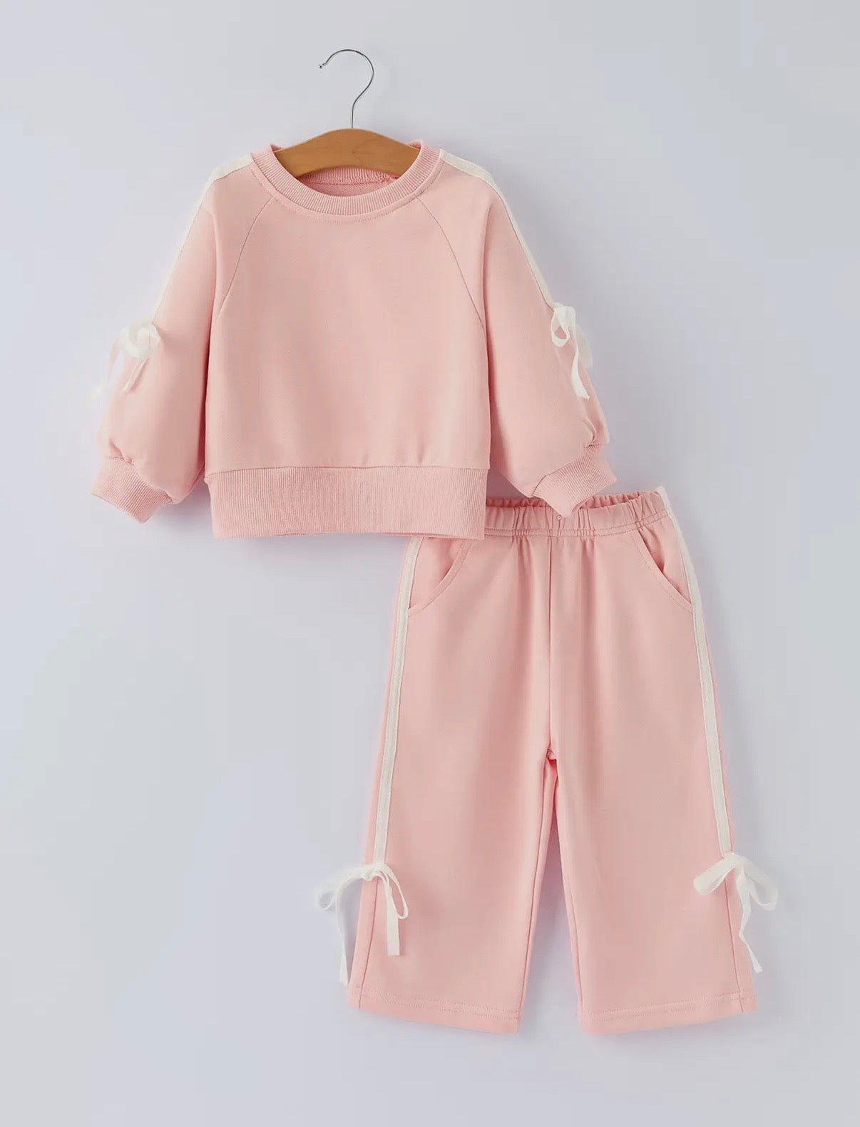 Soft blush bow sweat set