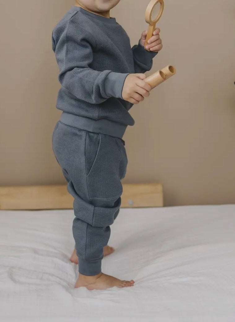 gray waffle jogger & crew set