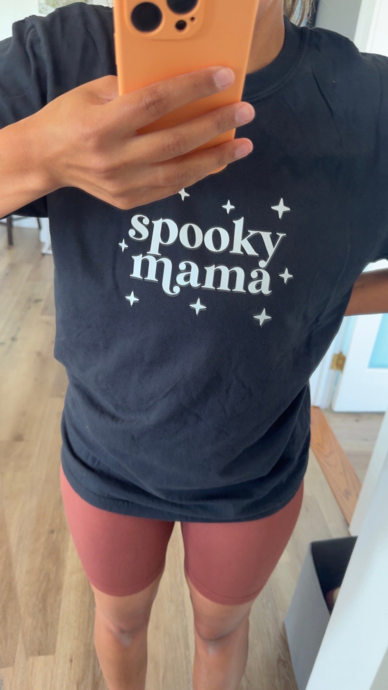 spooky mama t-shirt (black)