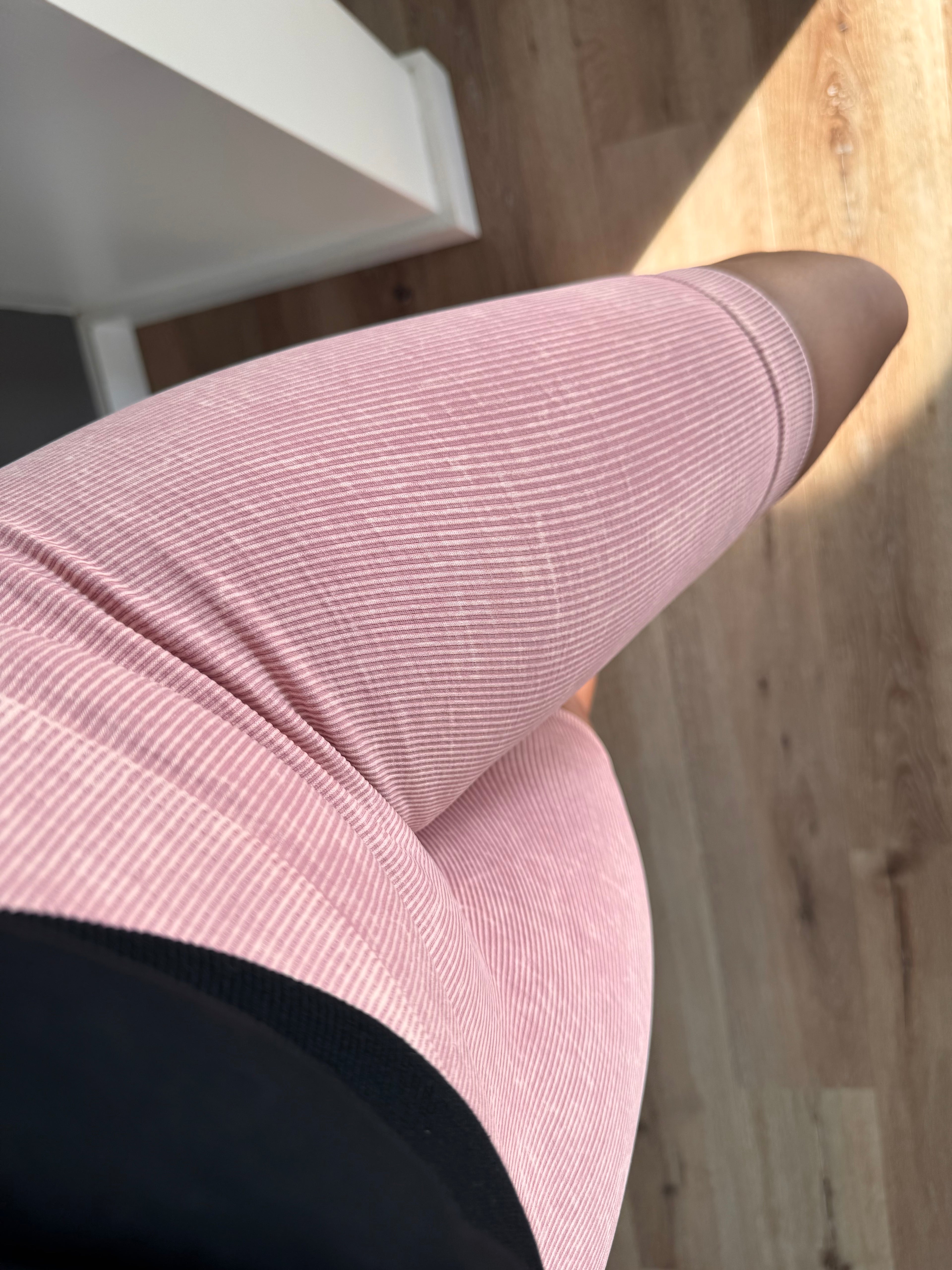 ribbed biker shorts (BUBBLEGUM)