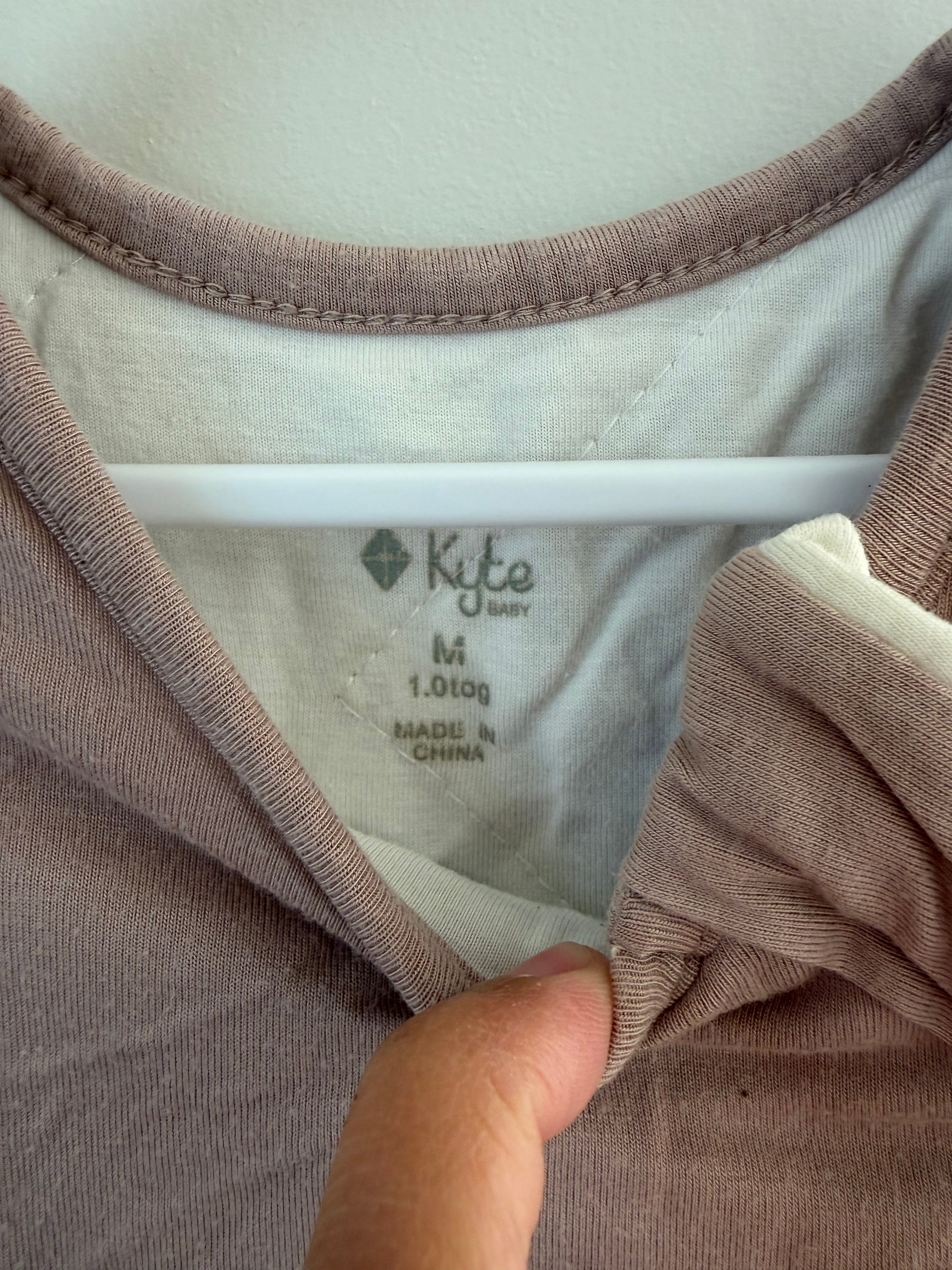 PRELOVED* Kyte sleep bag : Color-Rose, Size M