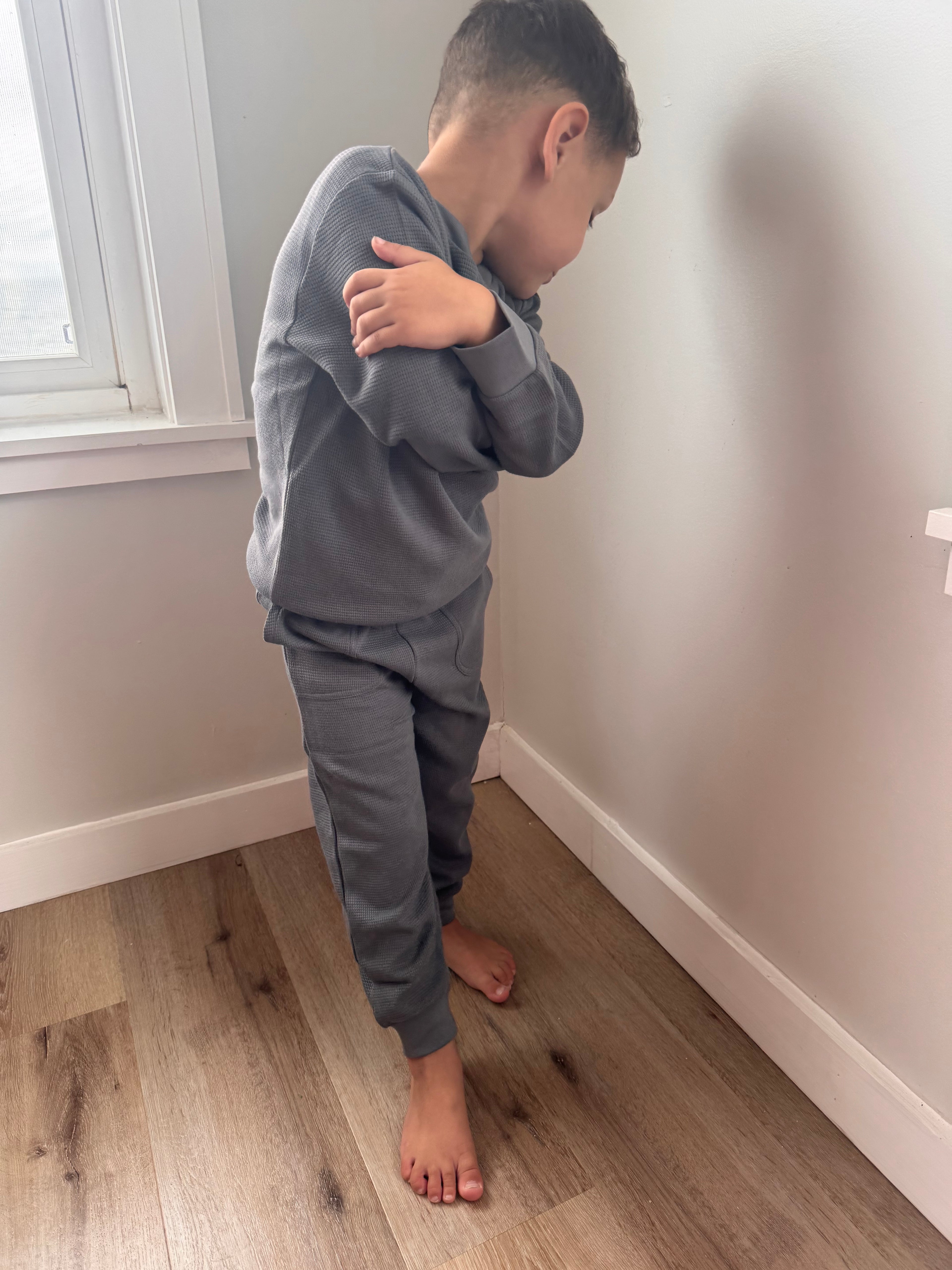 gray waffle jogger & crew set