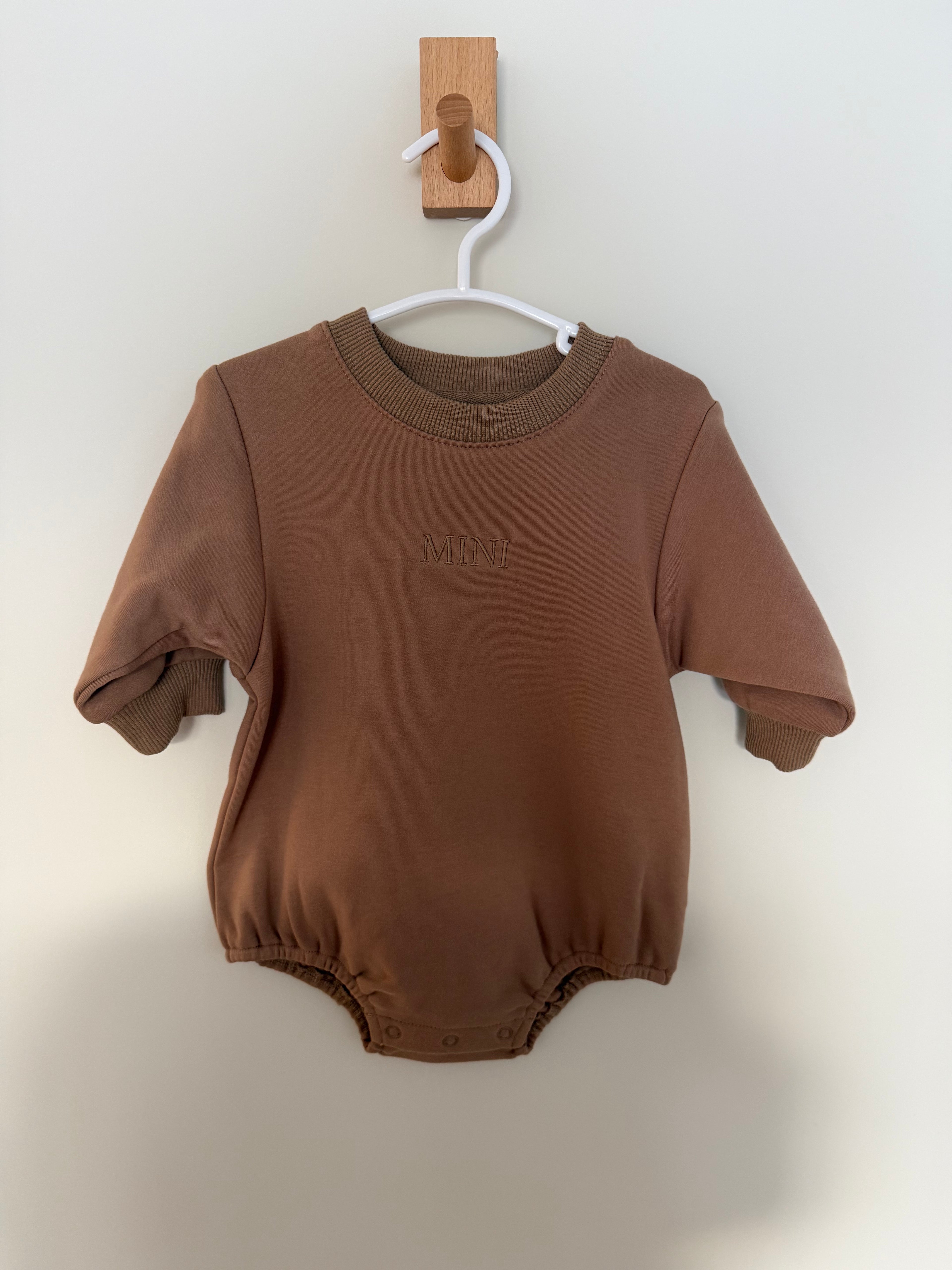 Mini bubble romper