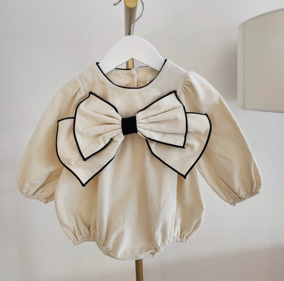*PRELOVED Cream velvet corduroy bubble (12-18mo)