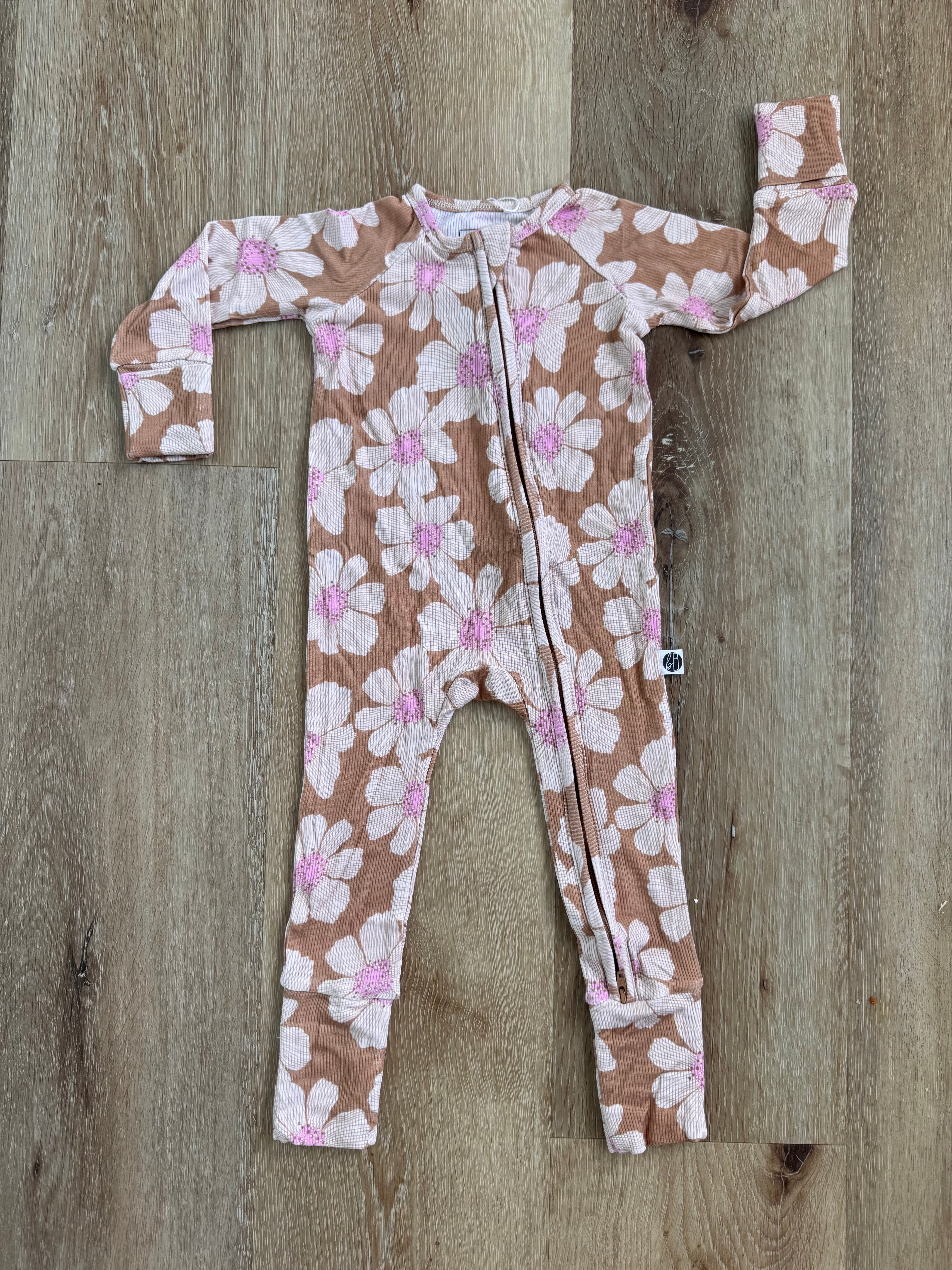 Daisy bamboo ribbed sleeper