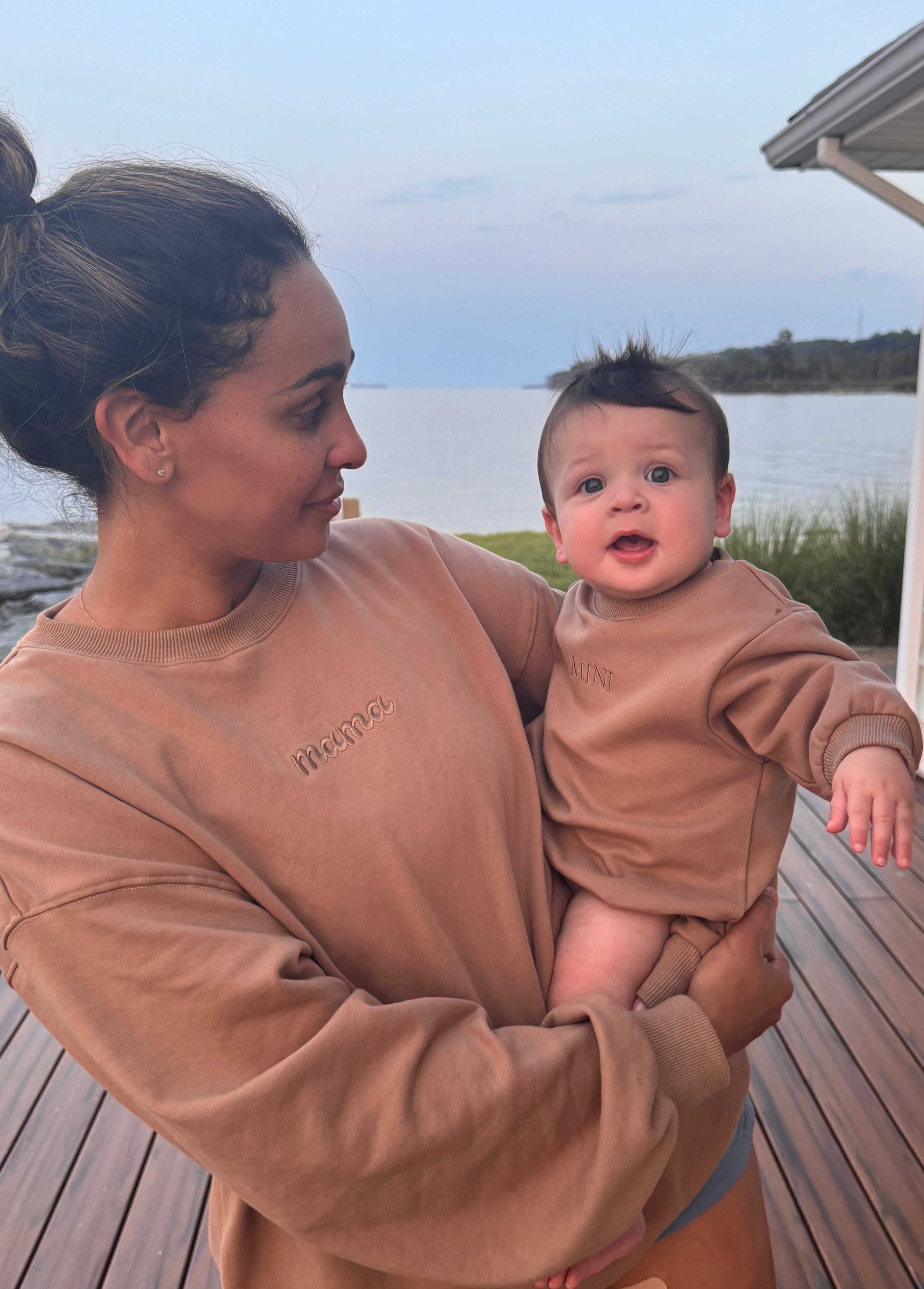 Mama affirmation crew neck