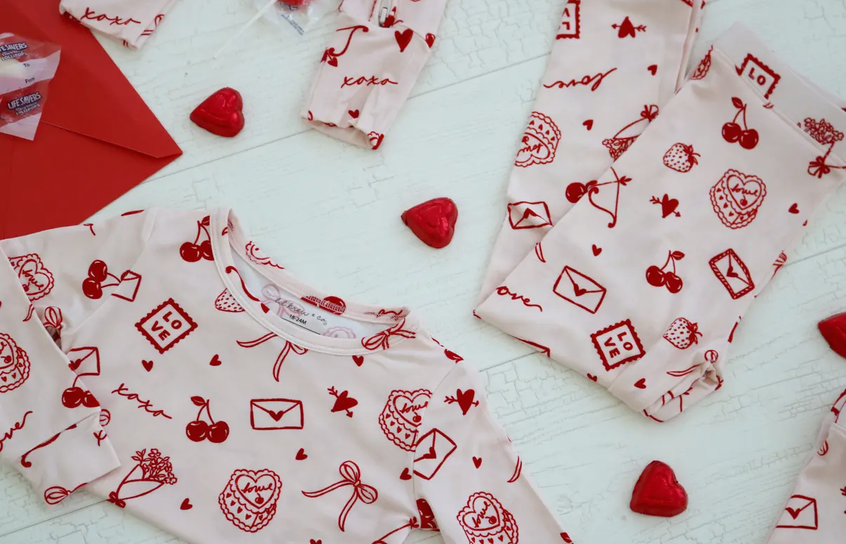 Love letters sleep set