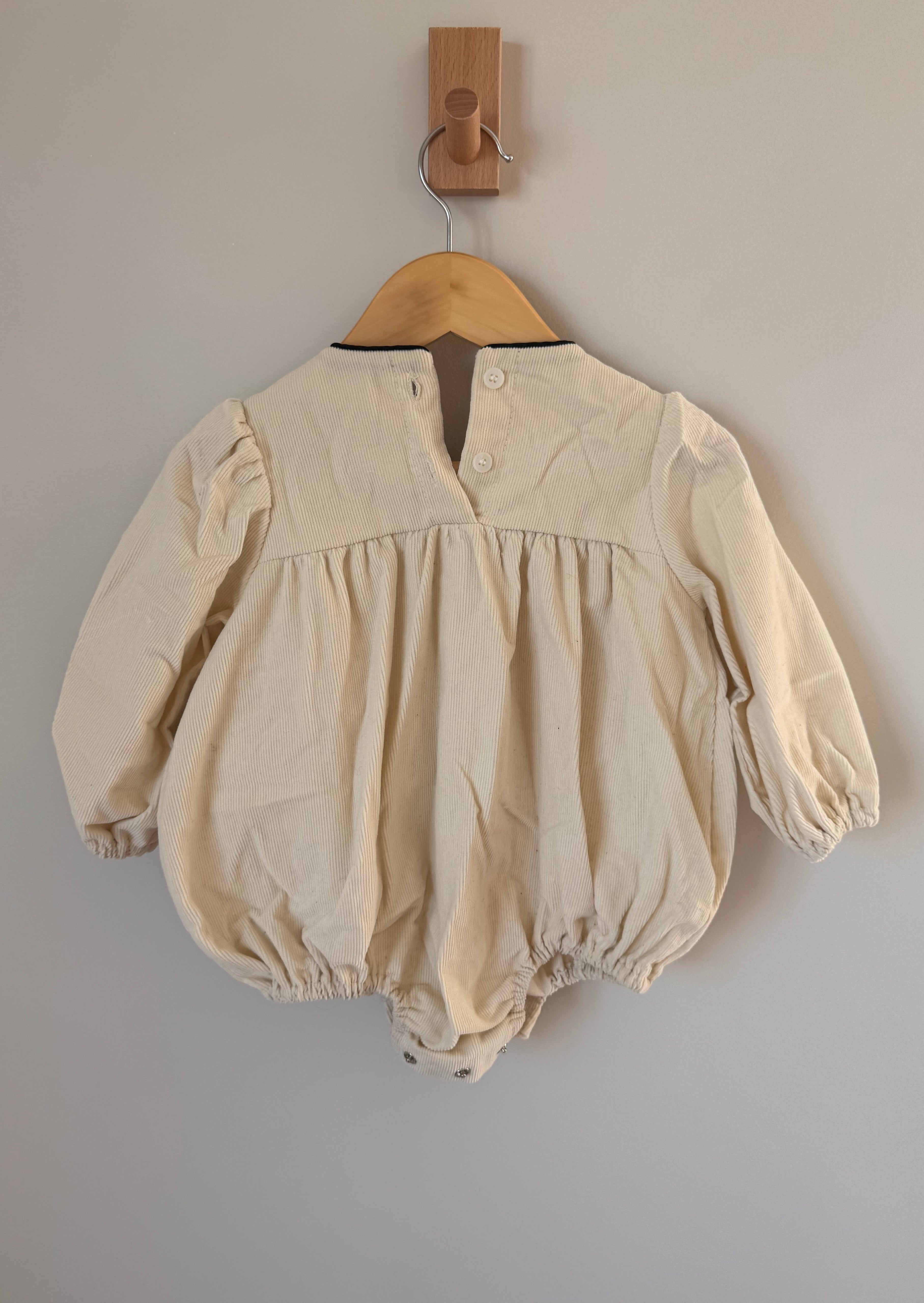 *PRELOVED Cream velvet corduroy bubble (12-18mo)