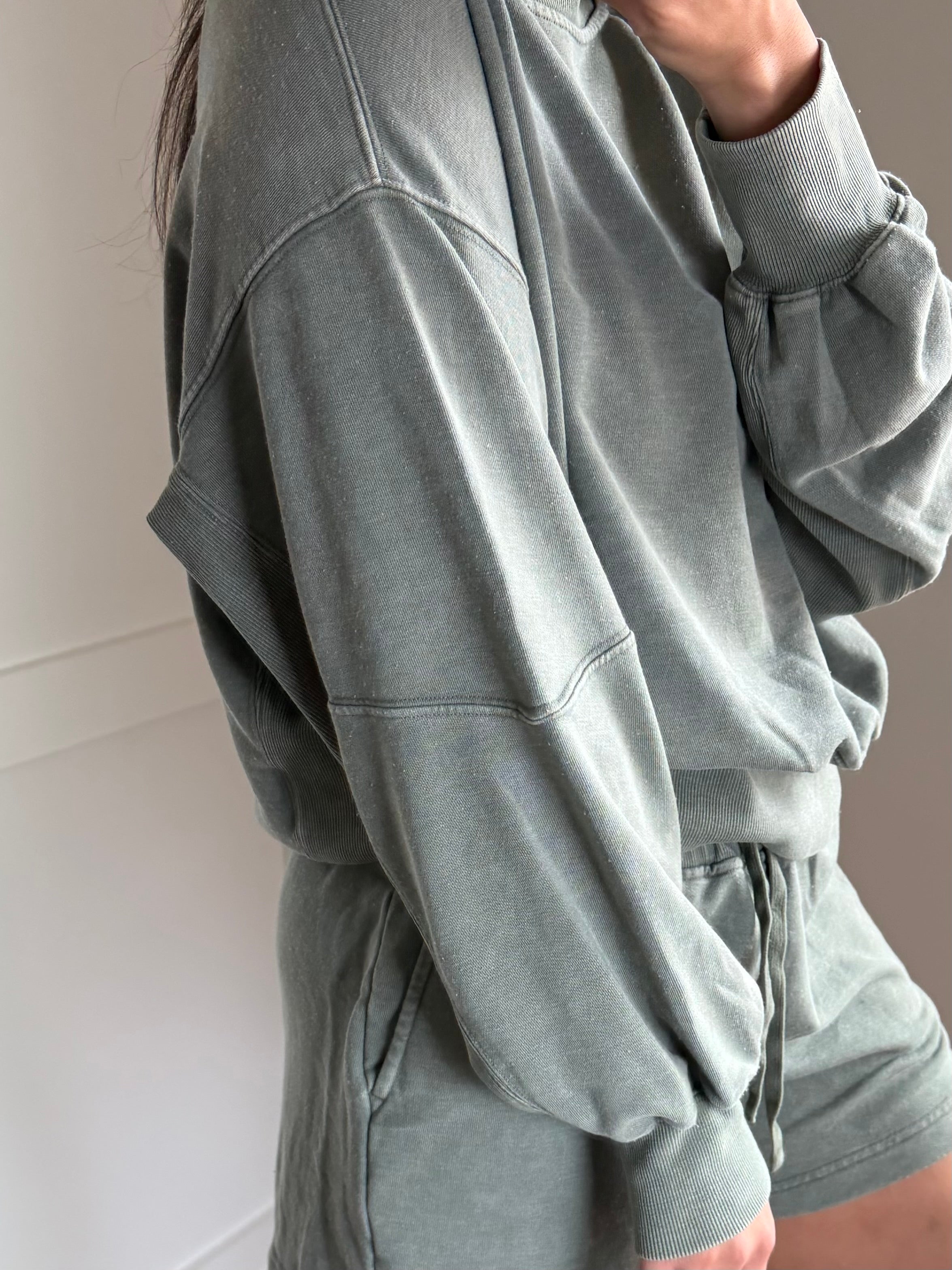 Mineral washed shorts set