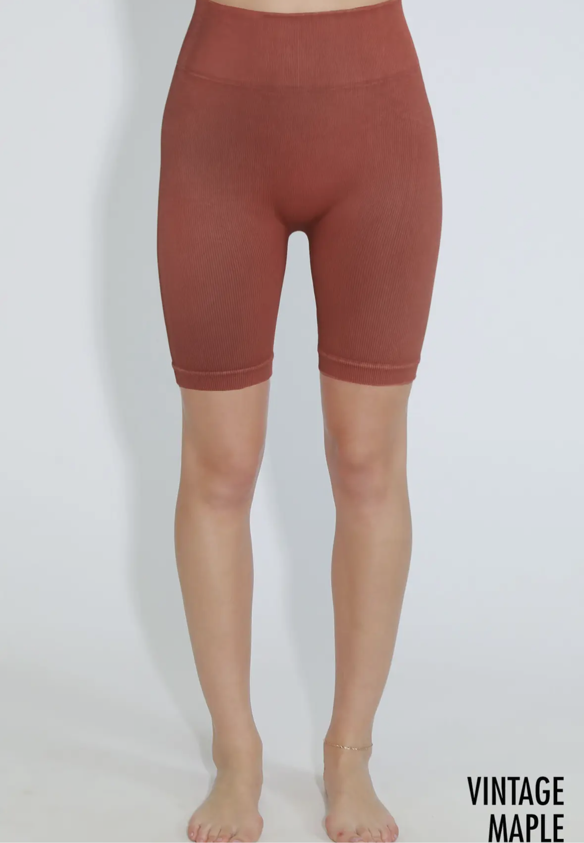 ribbed biker shorts (RUST)
