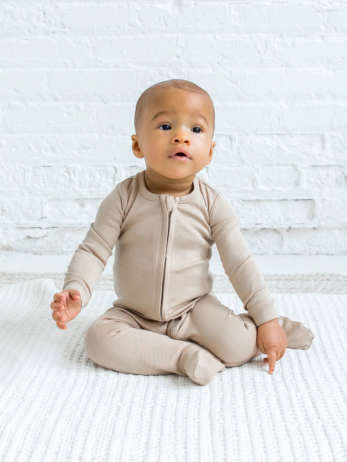 Organic long sleeve footed sleeper