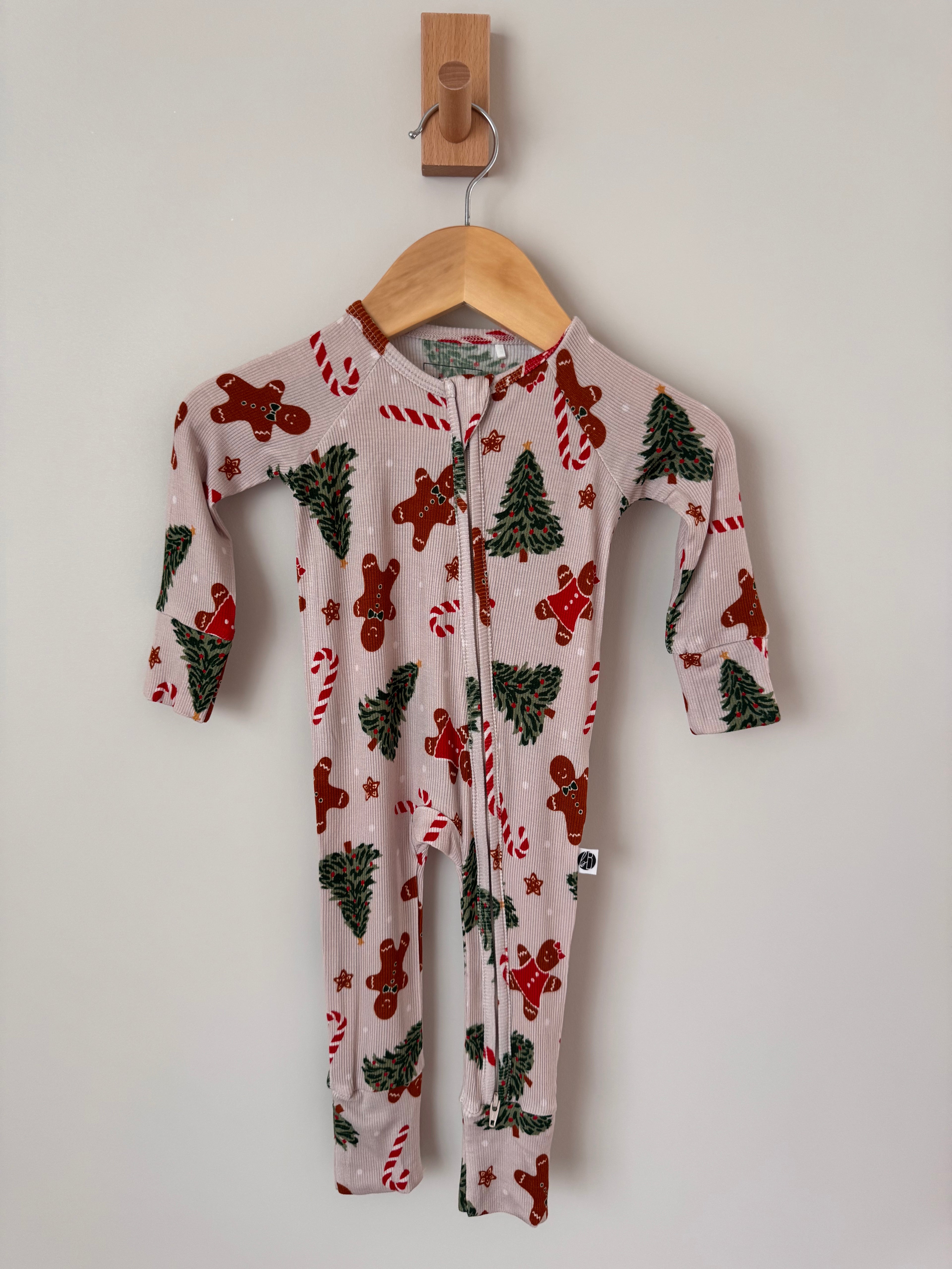 Gingerbread Dreams sleeper